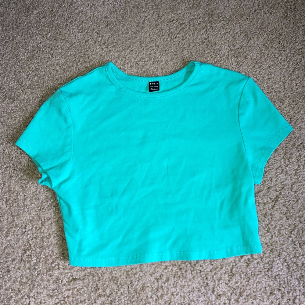 nwot aqua crop top 🐬